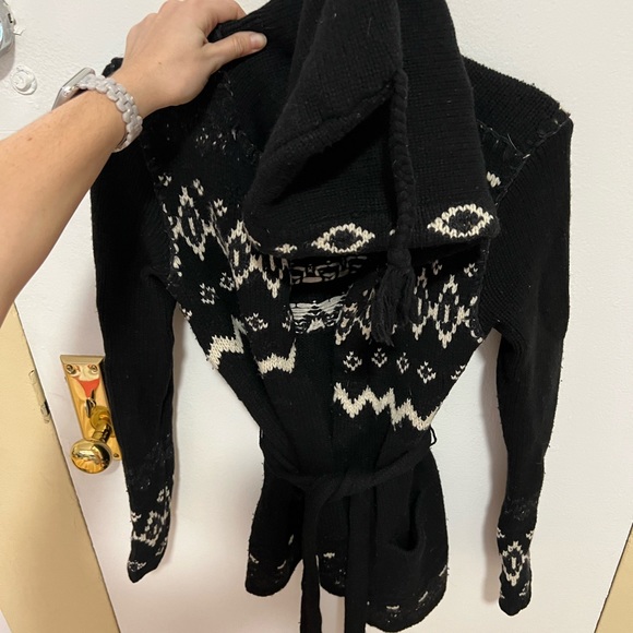 Rugby Ralph Lauren Hooded Wool Wrap Sweater - Picture 3 of 4